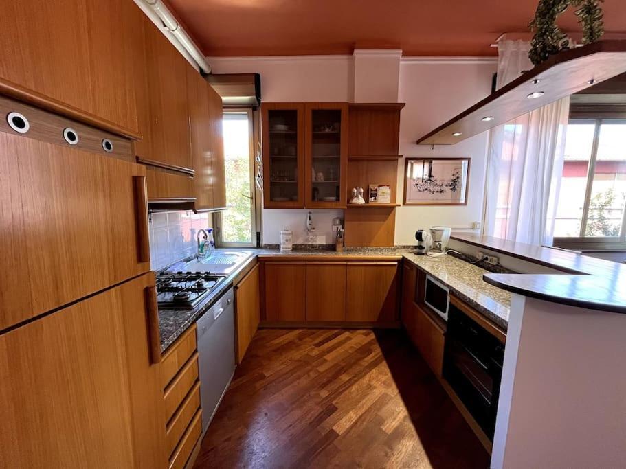 - Magistretti. Ampio Bilocale Apartamento *